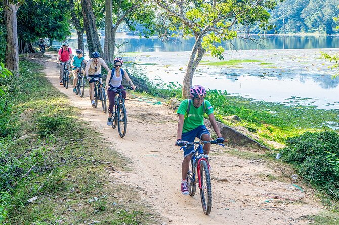 Cycle the Angkor Backroads with lunch / E-Bike or Tuk Tuk - Why cycling gives Angkor a different feel