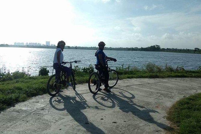 Cycle the Kolkata Wetlands and Amazing Views - Ponds, rivers, coconut trees, and birdlife