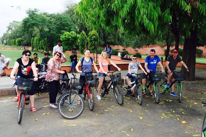 Cyclin'Jaipur - Explore the city on a cycle! - Starting at Hotel Bissau Palace