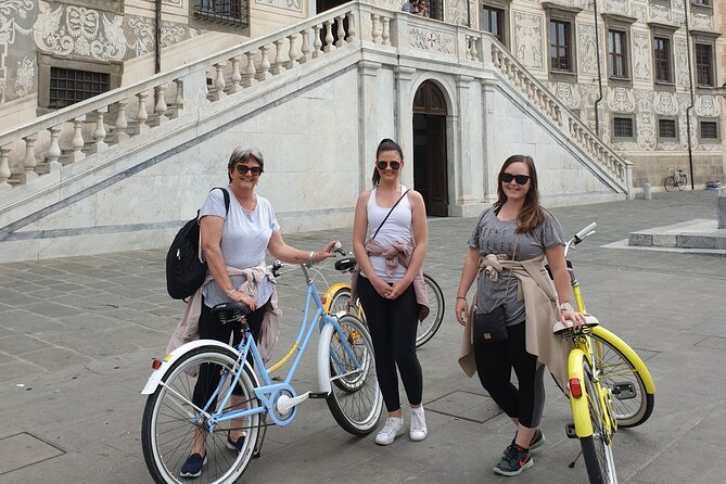 Cycling Pisa highlights & hidden treasures - half day tour - Piazza dei Miracoli: more than the Leaning Tower