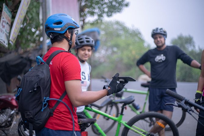 Cycling - The Adventurous Islands of Mumbai - Manori Beach, trails above the Arabian Sea
