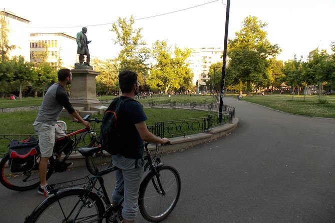 Cycling the parks, ride through the ages - Manjež Park: central Belgrade with local stories