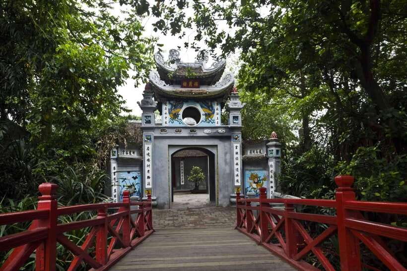Cycling Through Hanoi: Old Quarter Pagodas & Red River Delta - What the $64 Price Really Covers