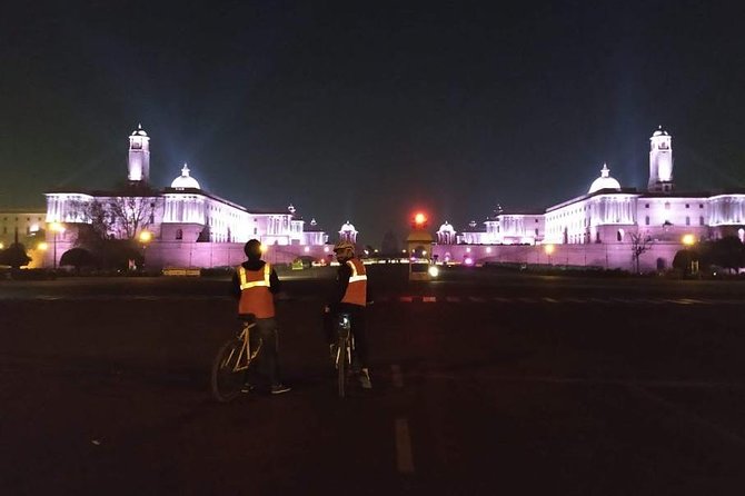Delhi Starry Night Cycling Tour - Why New Delhi works better by bike at night