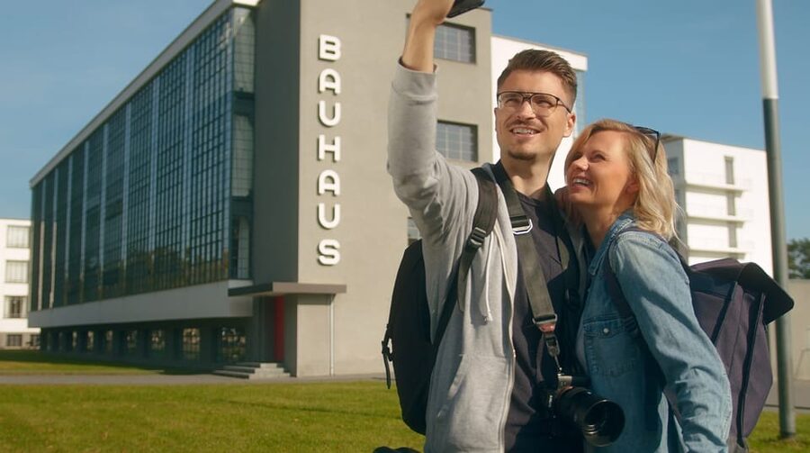Dessau: Bauhausbauten Radtour - The Bauhaus Building and the School’s Working Life
