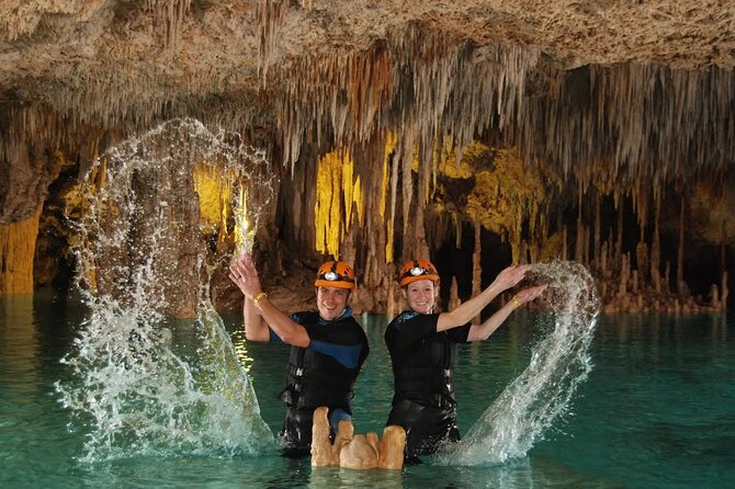 DISCOVER a Unique Secret River with Plus EXPERIENCE in Bike route & Rappel - Who will enjoy this Rio Secreto outing