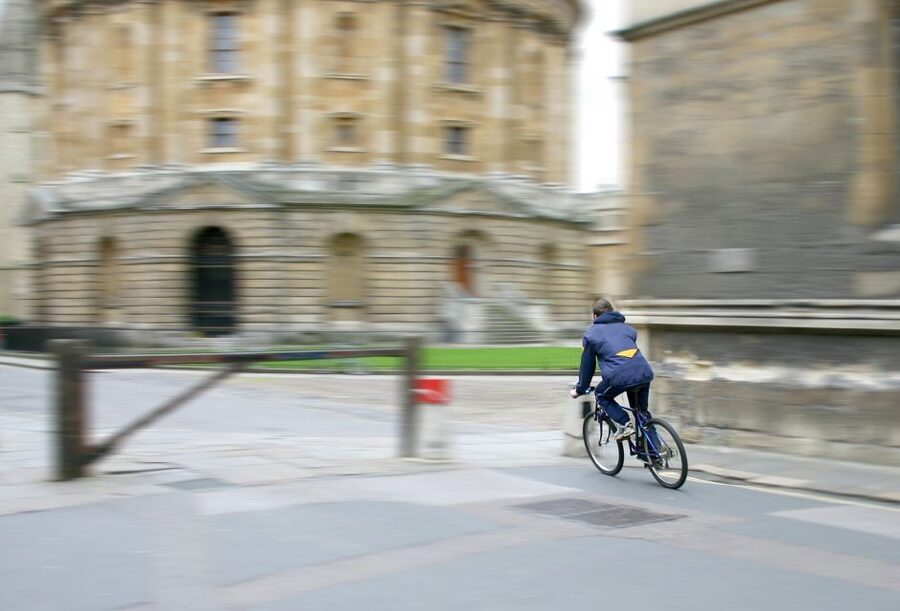Discover Oxford: City & Countryside Cycling Tour - The church, cottages, and quieter Oxford