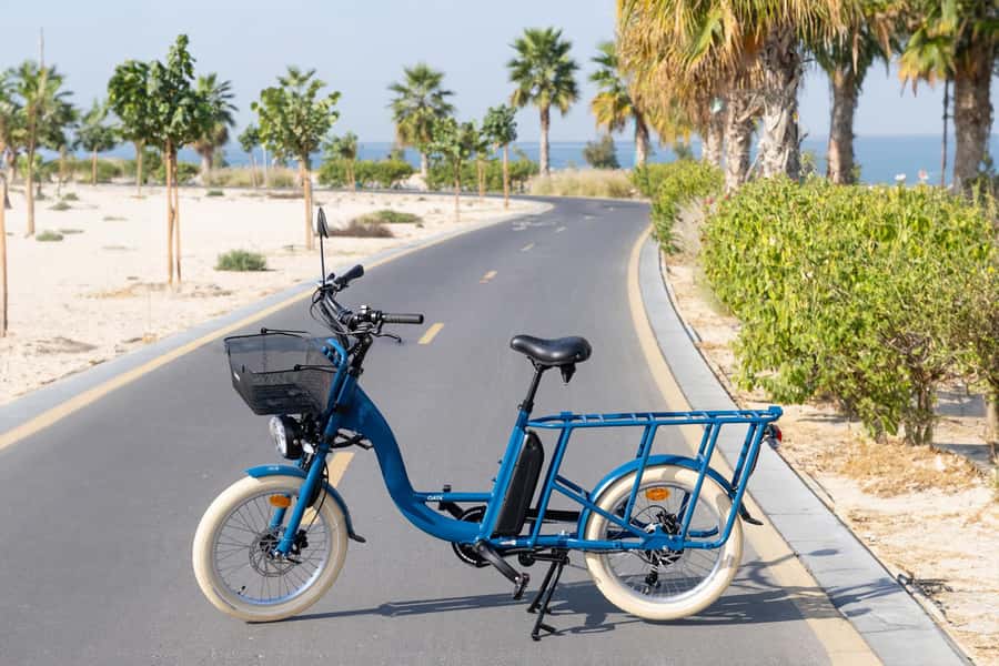 Dubai: Family-friendly Bike Adventure - Linking Bluewaters, Dubai Marina, and Design District