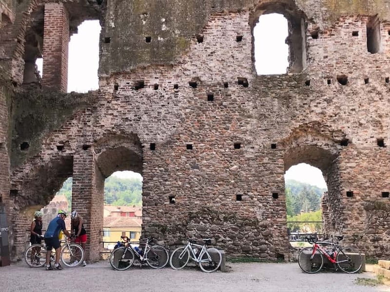 E-bike adventure among villages and medieval castles - FAQ