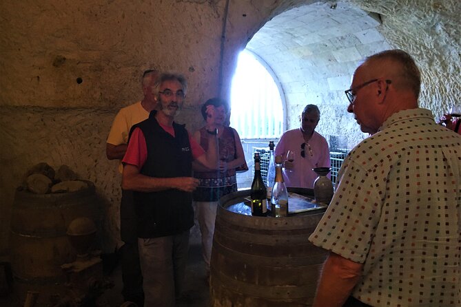 E-bike Cycling and Wine in Saumur France - Souzay-Champigny’s troglodyte village