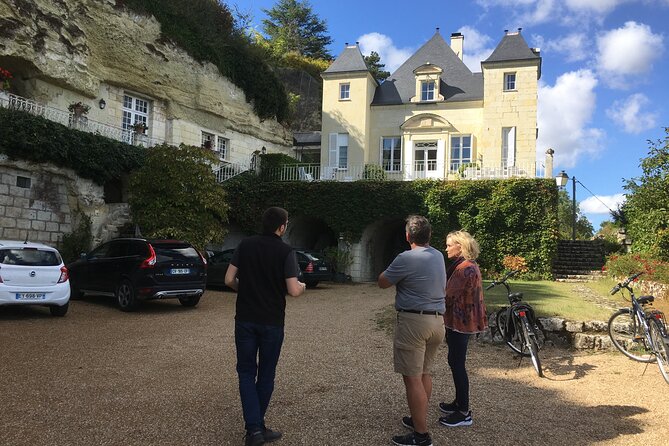 E-bike Cycling and Wine in Saumur France - Montsoreau and the Loire at its prettiest