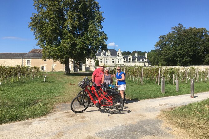 E-bike Cycling and Wine in Saumur France - Château de Targé and an old wine press