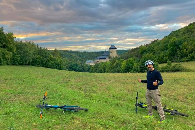 E Bike Day Trip I Visit a Roman Castle and Taste Craft Beer - Dobrichovice and a cyclist’s coffee break