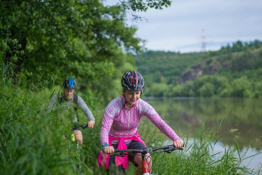 E-Bike Day Trip: Visit a Roman Castle and Taste Craft Beer - How demanding is the cycling?