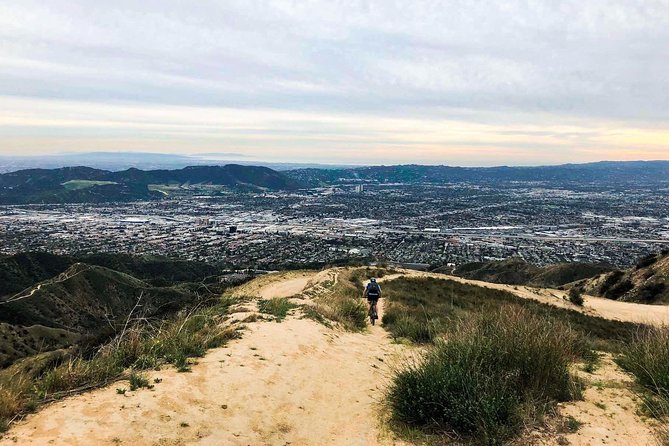 E-Bike Ride through Burbank & Glendale Mountains - The climb toward Angeles National Forest views