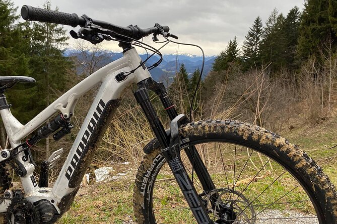 E mountain bike tour - Starting at the Sport-Piraten camp in Lenggries