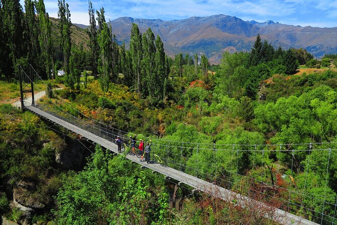 Electric Bike and Wine Tour Queenstown - Swapping the bike for the Wine Hopper shuttle