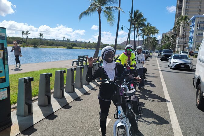 Electric Bike Ride & Manoa Falls Hike Tour - Guides who make a small group work
