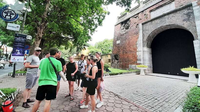 Explore Hanoi Old City By Cycling Tour With Small Groups - Should you book this Hanoi cycling tour?