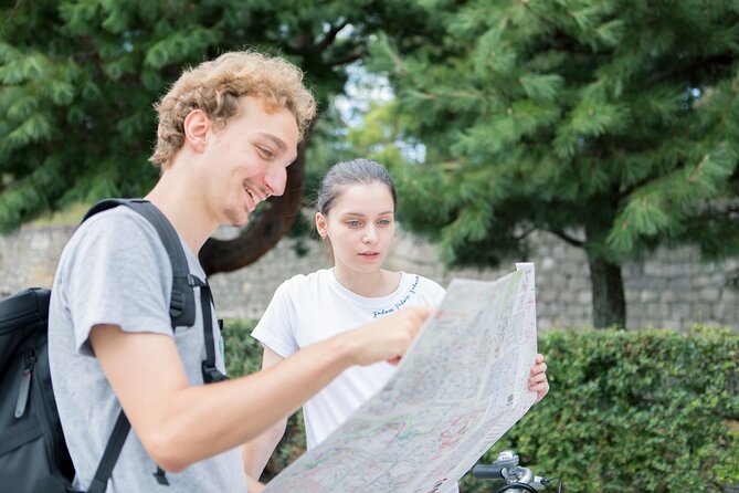 Explore Hidden Alleyway with a Local Expert (Morning tour) - Gion and the old Kyoto atmosphere
