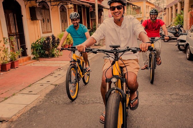 Fontainhas Tales & Trails: E-Bike Adventure Journey - Fontainhas, local music, and small details
