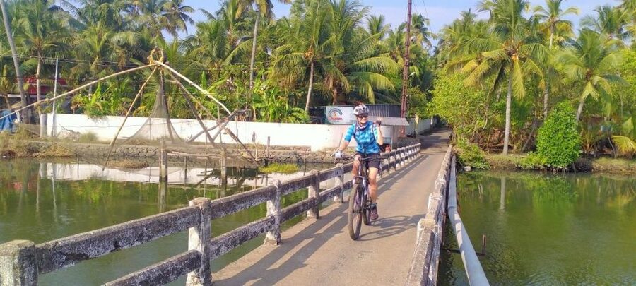 Fort Kochi Heritage Day Cycling Tour - Riding Fort Kochi’s lanes and beach road