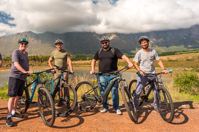 Franschhoek E-bike Ride & Wine w.Lunch - Glenwood Vineyards and the first serious tasting