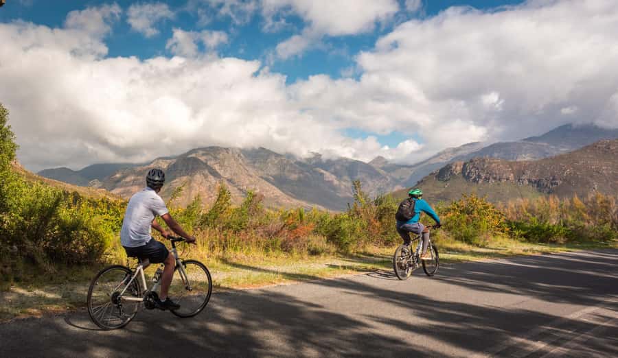 Franschhoek: Private E-bike Ride & Wine Experience - Mont Rochelle makes lunch the center of the day
