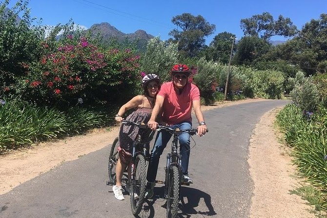 Franschhoek Sip & Cycle Experience Full Day - Private Tour - Key points at a glance