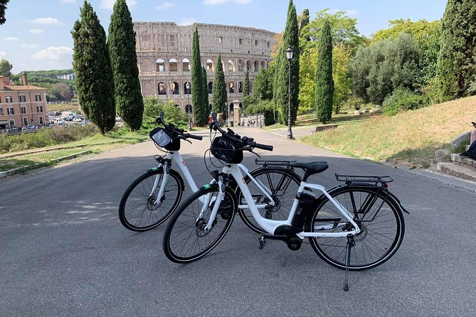 Friccico de luna Rome tour with Kalkhoff assisted cycling! - Climbing the Pincian Hill for Rome’s wide view