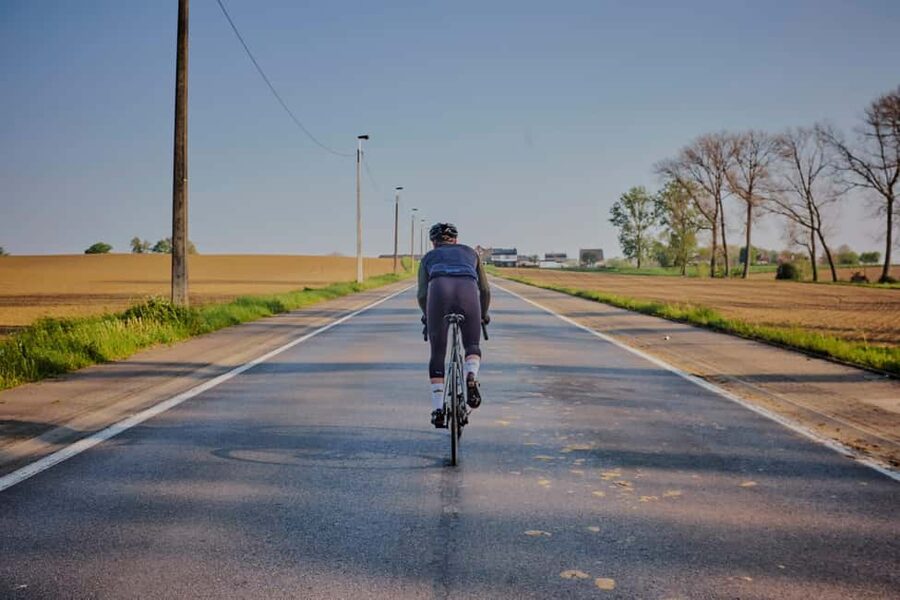 From Brussels to Flanders 100km road cycling tour - The traditional village and first views