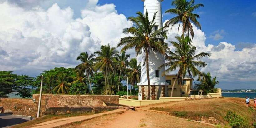 From Galle: Exclusive Village & Lagoon Cycling Tour in Galle - What the 3.5-hour route feels like