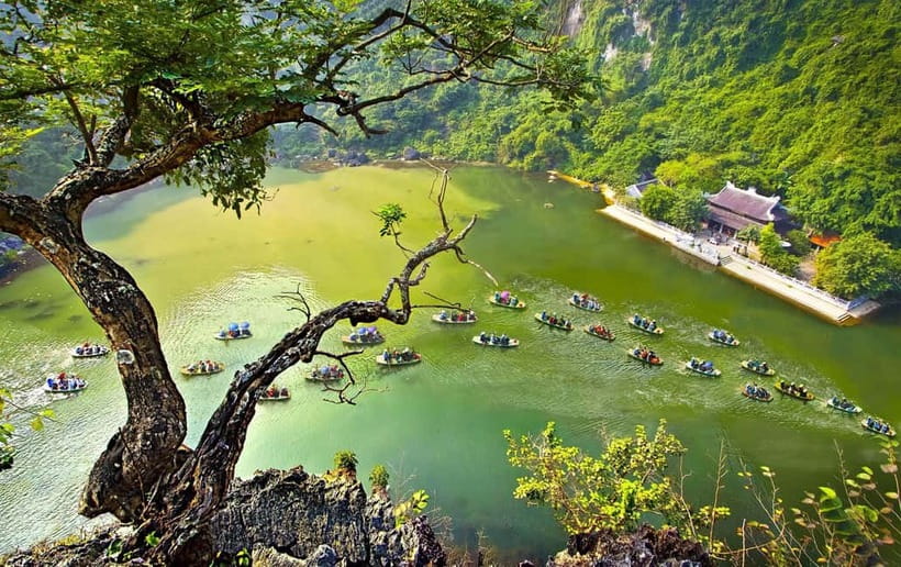 From Hanoi: Hoa Lu, Tam Coc, Mua Cave & Cycling in Ninh Binh - Mua Cave and the nearly 500-step climb