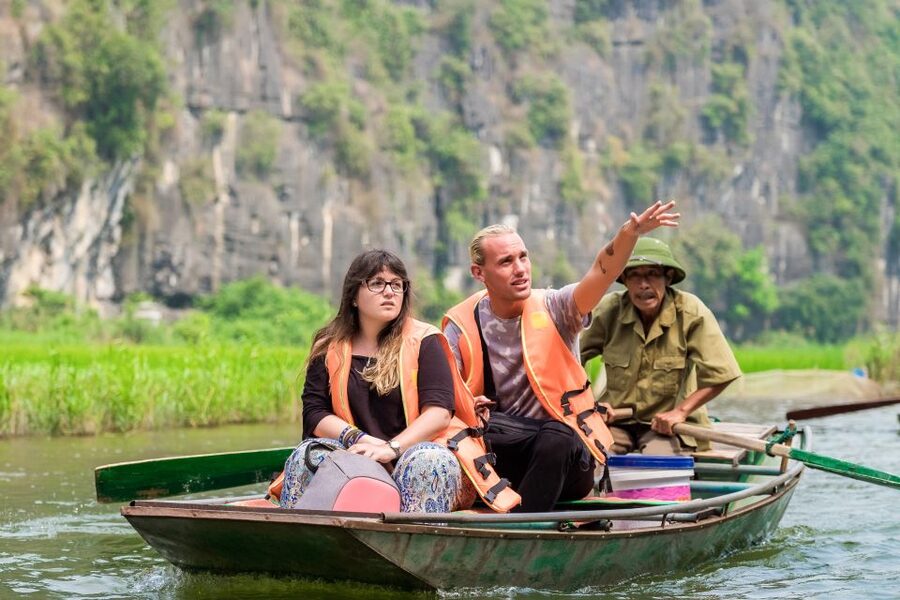 From Hanoi: Hoa Lu & Tam Coc with Buffet lunch & Cycling - The Tam Coc boat ride