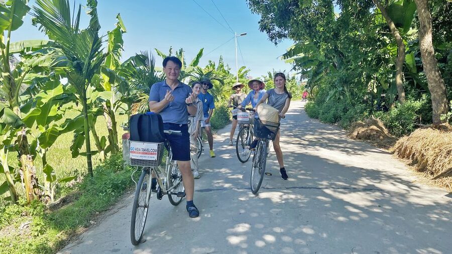 From Hanoi: Hoa Lu & Tam Coc with Buffet lunch & Cycling - Cycling through the countryside