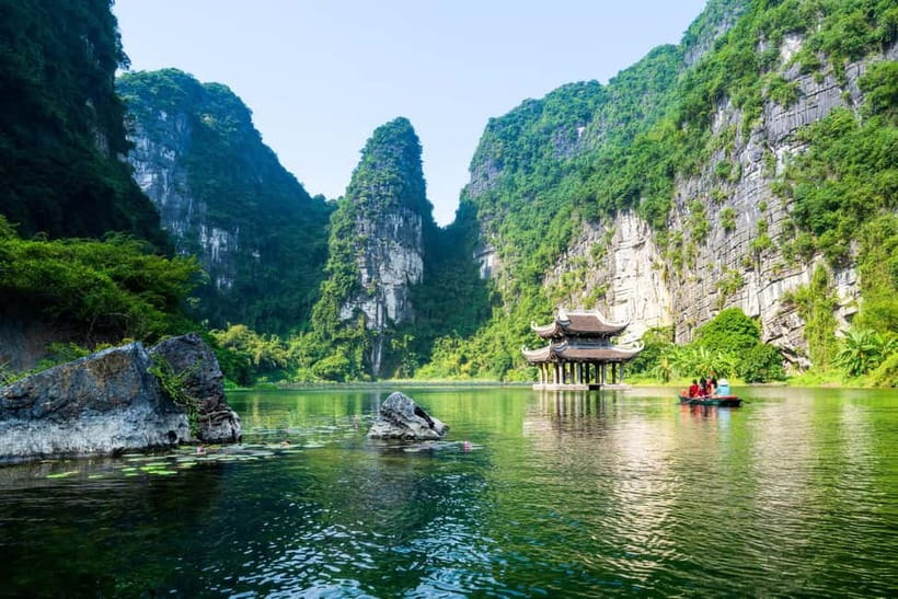 From Hanoi: Ninh Binh Trip with Cycling & Buffet Lunch - Cycling through the village