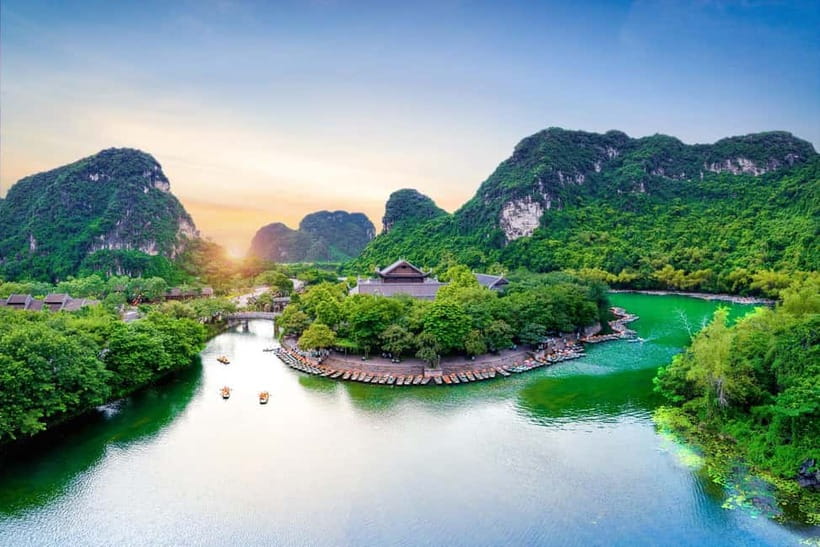 From Hanoi: Ninh Binh Trip with Cycling & Buffet Lunch - Cruising through Trang An’s caves