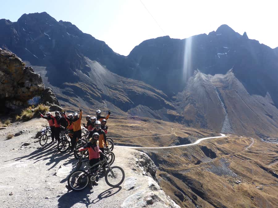 From La Paz: The World's Most Dangerous Road Biking Tour - Chuspipata marks the real start