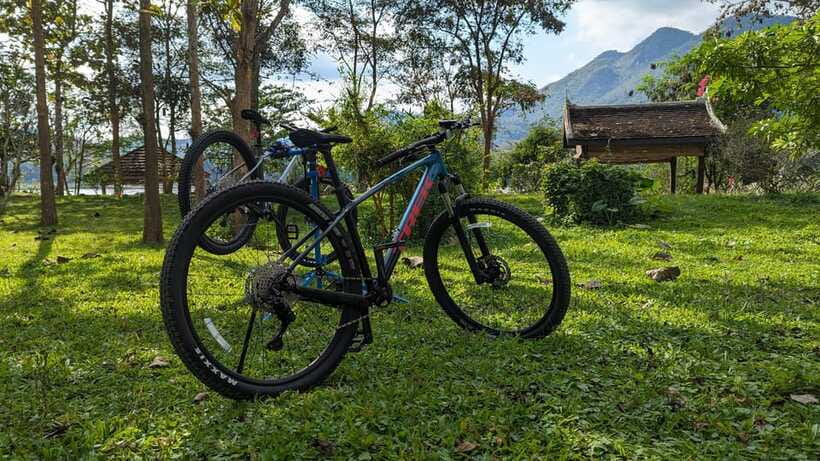 From Luang Prabang: Guided Mountain Bike Tour with Lunch - Lunch, showers, and the Manifa stop