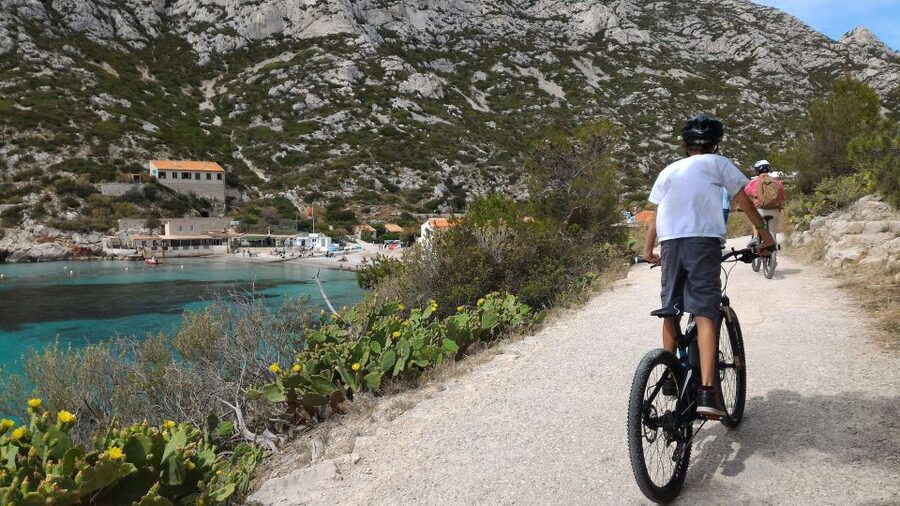 From Marseille: Calanques National Park E-Mountain Bike Tour - Montagne de l’Aigle and Fontaine d’Ivoire