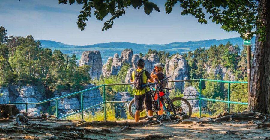From Prague: E-Mountain Biking Trip to the Bohemian Paradise - The downhill to Nebakov and lakeside lunch