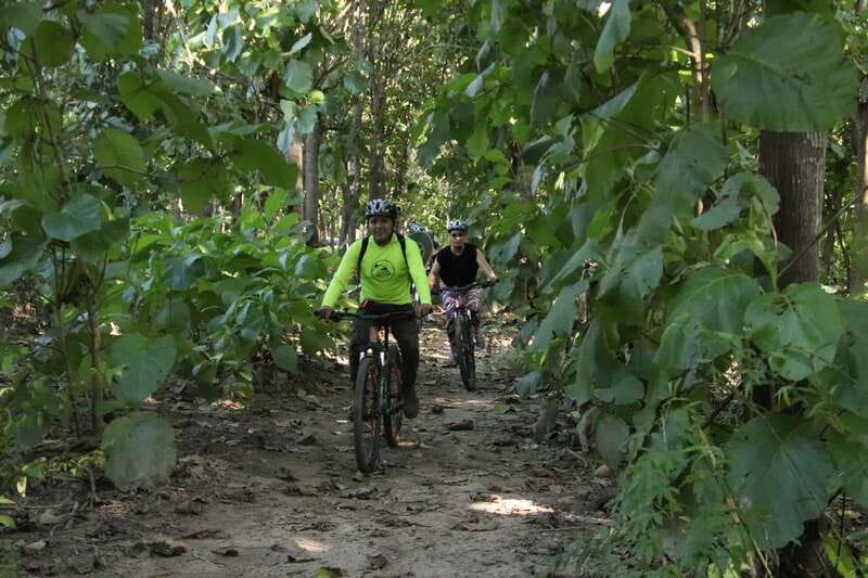 From Puerto Vallarta: Jungle Mountain Bike Tour - Getting set up at the ranch