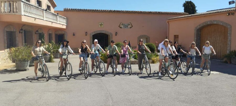 From Sitges: Cycling Tour with Winery visit and Tasting - Should you book it?