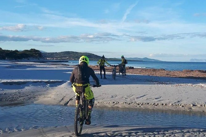 From the hills to Oasi Biderosa & Capo Comino with Electric Mountain Bikes - Key points at a glance