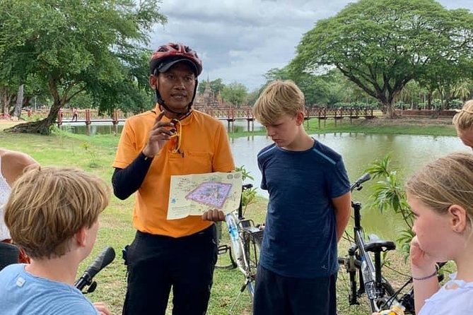Full Day Cycling tour to Sukhothai Historical Park - Wat Chang Lom and the first temple views