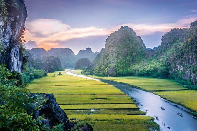 Full Day Ninh Binh to Hoa Lu Tam Coc with Cycling - Hoa Lu and the temples of an early capital