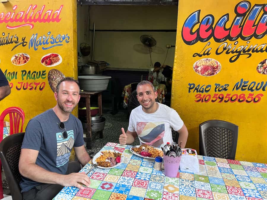 FUN BIKE RIDE WITH LUNCH AT ANTHONY BOURDAIN FAVORITE SPOT - Who should book this experience?