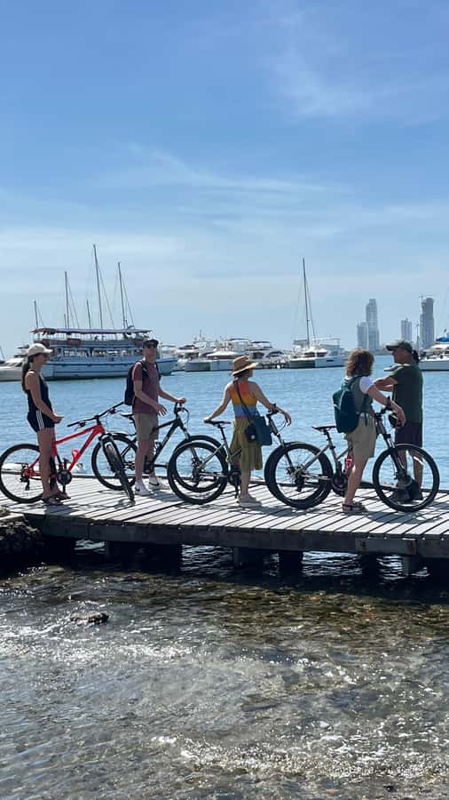 FUN BIKE RIDE WITH LUNCH AT ANTHONY BOURDAIN FAVORITE SPOT - Cartagena Bay and the San Sebastian Fort view
