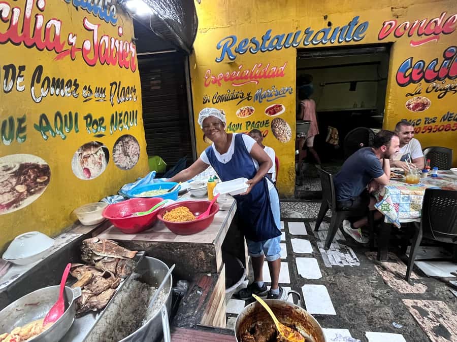 FUN BIKE RIDE WITH LUNCH AT ANTHONY BOURDAIN FAVORITE SPOT - How difficult is the cycling?