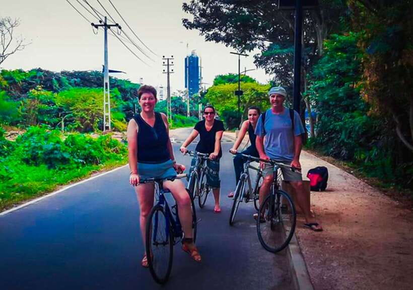 Galle: All Inclusive City & Fort Guided Cycling tour - Why Galle works so well on two wheels